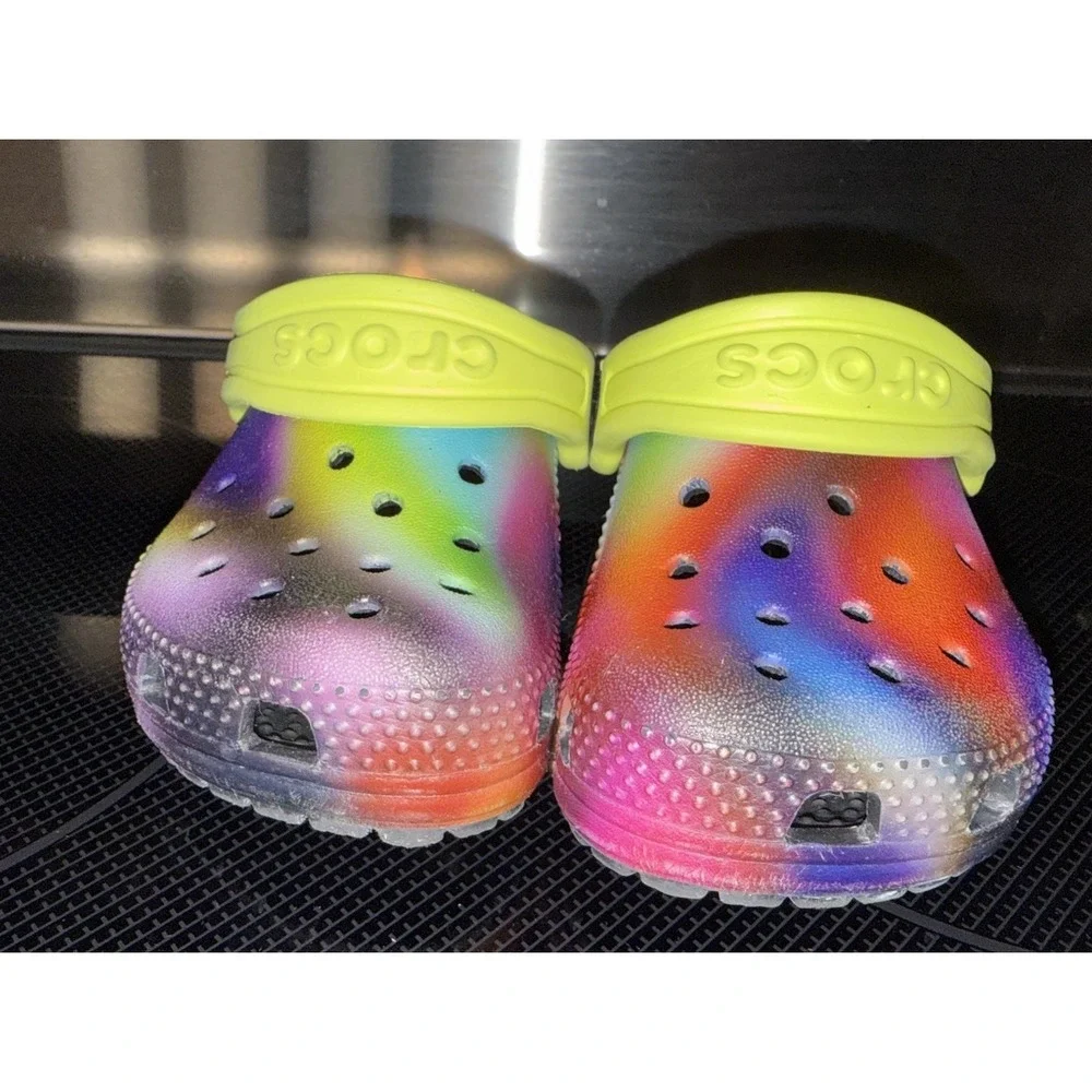 CROCS colorful size